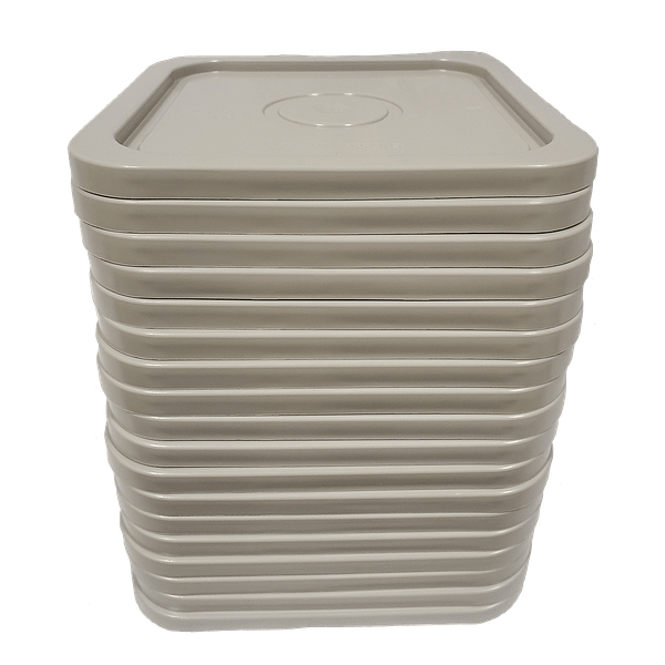 Gray easy on easy off snap tight lid. No gasket. Fits 4 gallon square buckets (Item: 4GB)