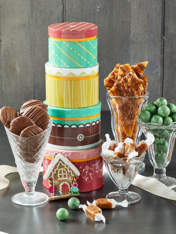 1 Gingerbread Dreams Tower with chocolates & candies